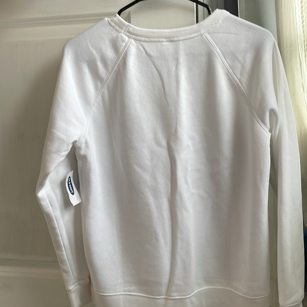 ๐Old Navy Women's Rainbow ๐ Crewneck Sweatshirt ๐NWT! - Picture 11 of 11